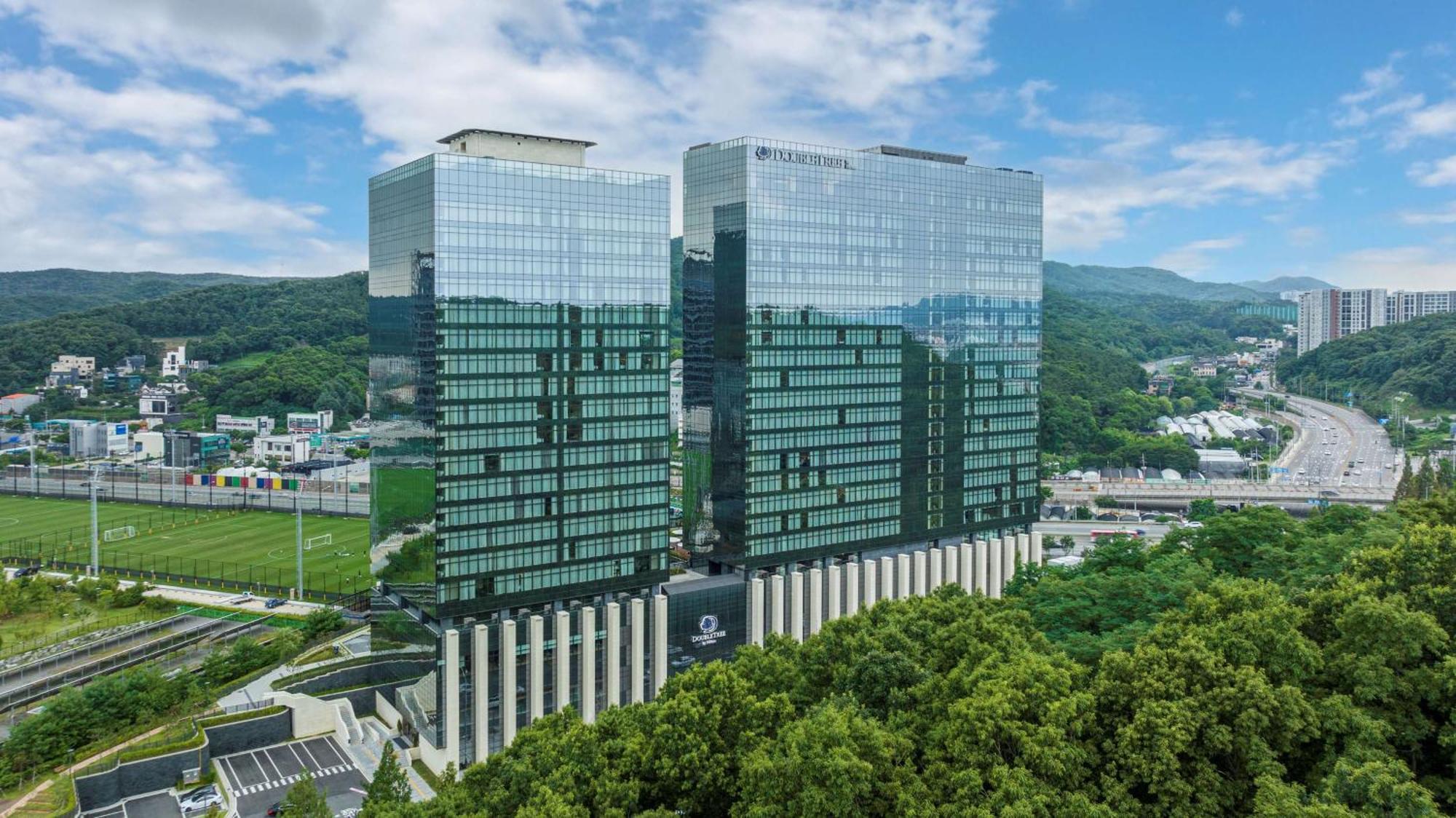 Doubletree By Hilton Seoul Pangyo Hotel Seongnam Exterior photo